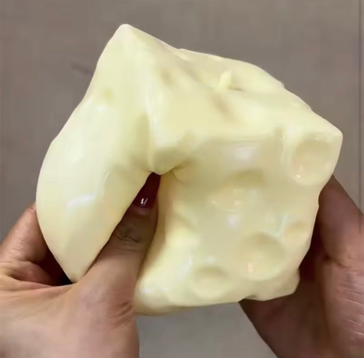 Viral Chease Squishy