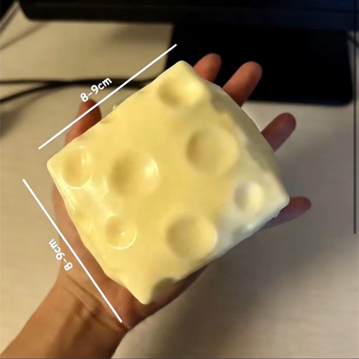 Viral Chease Squishy